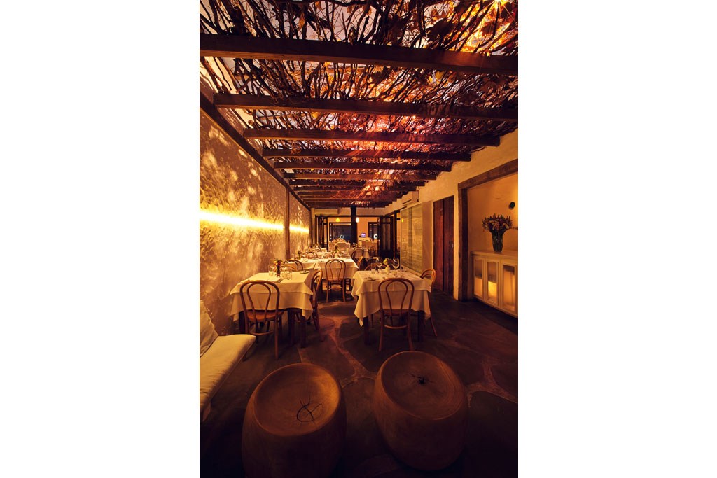 Salão do restaurante Maní, em São Paulo
