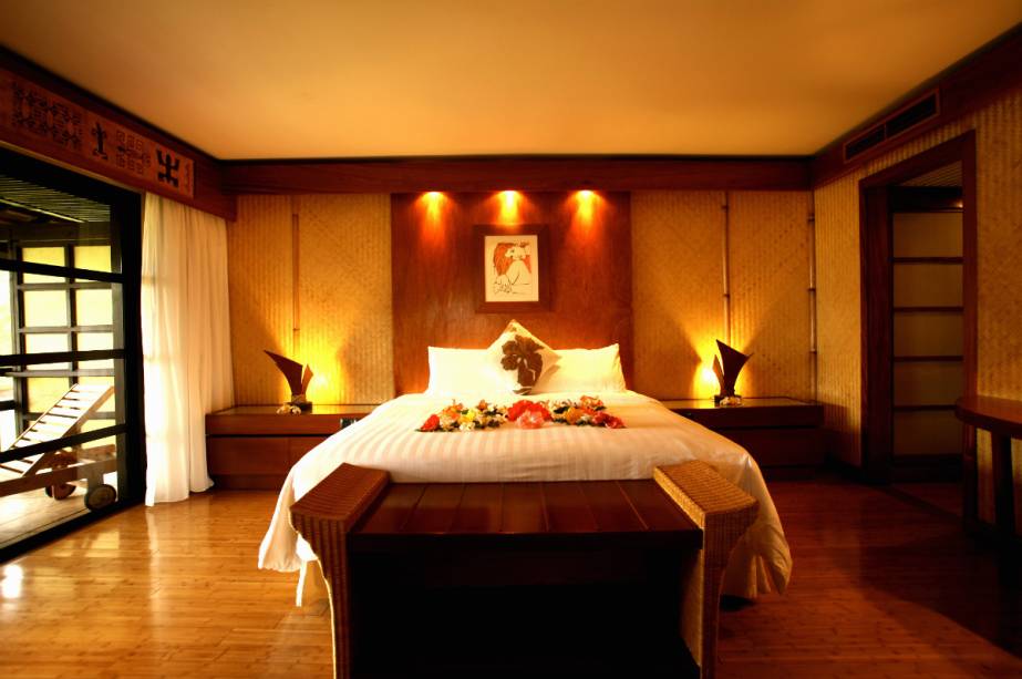 Quarto do <a href="https://www.booking.com/hotel/pf/intercontinental-moorea-resort.pt-br.html?aid=332455&label=viagemabril-hoteisflutuantes" rel="Intercontinental Moorea Resort and Spa" target="_blank">Intercontinental Moorea Resort and Spa</a> Quarto do <a href="https://www.booking.com/hotel/pf/intercontinental-moorea-resort.pt-br.html?aid=332455&label=viagemabril-hoteisflutuantes" rel="Intercontinental Moorea Resort and Spa" target="_blank">Intercontinental Moorea Resort and Spa</a>