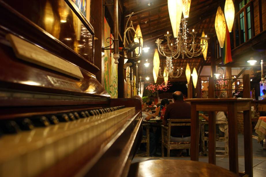 Pizzaria Boca de Forno, no Beco das Flores, um dos estabelecimentos mais badalados da cidade Pizzaria Boca de Forno, no Beco das Flores, um dos estabelecimentos mais badalados da cidade