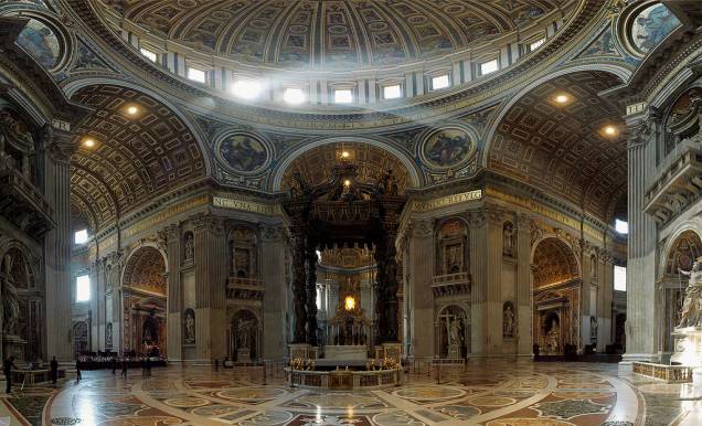 No encontro da nave com o transepto da <a href="http://viajeaqui.abril.com.br/estabelecimentos/italia-roma-atracao-basilica-di-san-pietro-basilica-de-sao-pedro" target="_blank">Basílica de São Pedro</a>, exatamente sob a massiva cúpula de Michelangelo, um elegante dossel de bronze cobre o altar papal. Ainda mais importante, ele marca o túmulo onde está sepultado Pedro, o pescador da Galileia que tornou-se o primeiro papa. Projetado por Bernini sob encomenda de Urbano VIII, ele utilizou bronze vindo das portas do <a href="http://viajeaqui.abril.com.br/estabelecimentos/italia-roma-atracao-pantheon-panteao" target="_blank">Panteão </a>em sua fundição. Não deixe de ver os belos efeitos de luz que atravessam as colunas salomônicas.