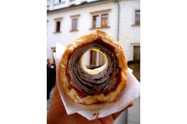 Trdelník, doce típico de <a href="https://viajeaqui.abril.com.br/cidades/republica-tcheca-praga" rel="Praga" target="_blank">Praga</a>, <a href="https://viajeaqui.abril.com.br/paises/republica-tcheca" rel="República Tcheca " target="_blank">República Tcheca </a> Trdelník, doce típico de <a href="https://viajeaqui.abril.com.br/cidades/republica-tcheca-praga" rel="Praga" target="_blank">Praga</a>, <a href="https://viajeaqui.abril.com.br/paises/republica-tcheca" rel="República Tcheca " target="_blank">República Tcheca </a>