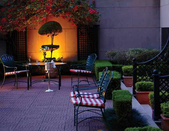 Jardim do<strong> Porto Bay LHotel</strong>, localizado em <a href="https://viajeaqui.abril.com.br/cidades/br-sp-sao-paulo" rel="São Paulo" target="_blank">São Paulo</a>, <a href="https://viajeaqui.abril.com.br/estados/br-sao-paulo" rel="São Paulo" target="_blank">São Paulo</a>
