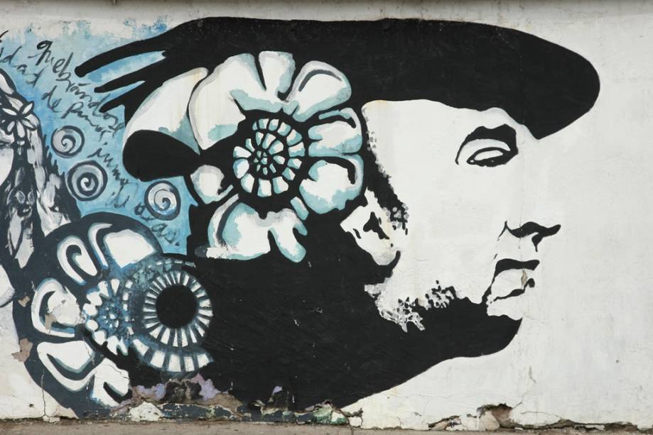 La Chascona foi uma das casas usadas por Pablo Neruda e é um passeio muito popular na capital chilena