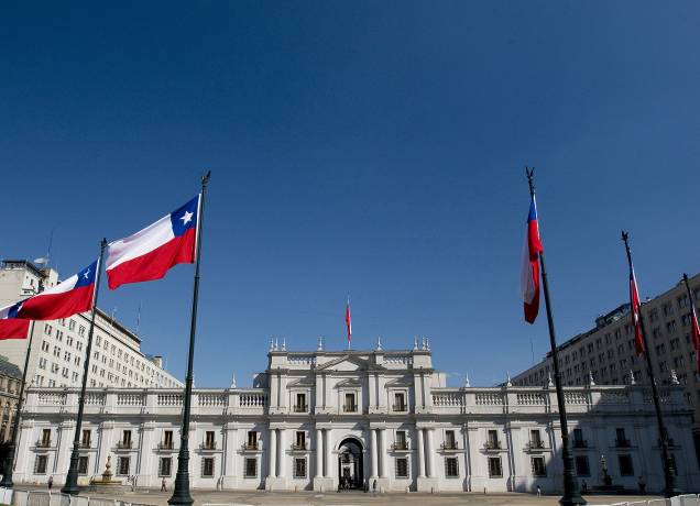 O Palacio de La Moneda de Santiago, do Chile, é uma contrução imponente e de elementos neoclássicos, marcado como um dos Monumentos Históricos da cidade