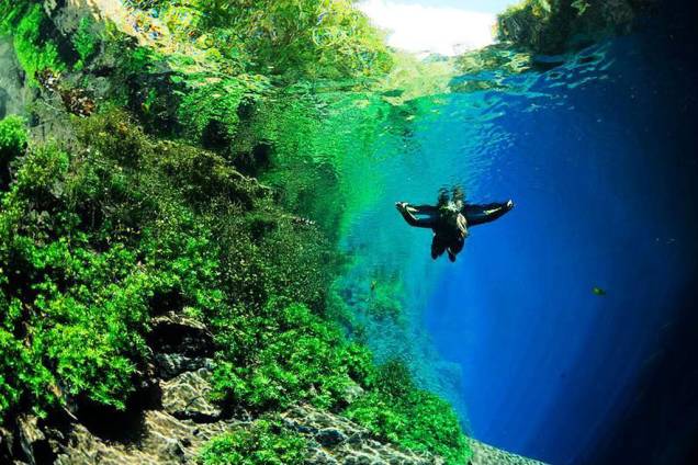 Lagoa Misteriosa, em Bonito (MS), cidade eleita pela 12º vez consecutiva como o <strong>Melhor Destino de Ecoturismo do Brasil</strong> no<strong> Prêmio VT 2012/2013</strong> Lagoa Misteriosa, em Bonito (MS), cidade eleita pela 12º vez consecutiva como o <strong>Melhor Destino de Ecoturismo do Brasil</strong> no<strong> Prêmio VT 2012/2013</strong>
