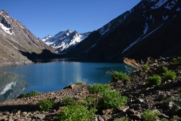 A Laguna del Inca fica dentro do complexo de esqui de Portillo. Ela é um dos principais pontos turísticos da região, além de oferecer ao turistas uma visão privilegiada 