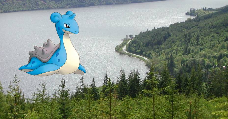 <strong>LAPRAS: LAGO NESS (<a href="https://viajeaqui.abril.com.br/paises/escocia" rel="ESCÓCIA">ESCÓCIA</a>)</strong>O Lapras é um objeto de desejo de qualquer treinador pokémon – e nem adianta ser especialista em algum tipo específico que não os de água, um Lapras é um Lapras! Mas onde seria o habitat de um animal ao mesmo tempo tão belo e tão misterioso? Para descrobrir isso, a gente primeiro leva em conta que ele tem um formato muito parecido com um Plesiossauro, animal pré-históricos comumente usado como referência para Nessie o tal monstro que abriga o Lado Ness, na Escócia. Talvez esse Lapras enganou a gente o tempo todo com essa história de monstro...