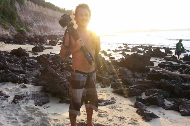 Leonardo com seu equipamento em ambiente de trabalho: <a href="https://viajeaqui.abril.com.br/cidades/br-rn-praia-da-pipa" rel="Praia da Pipa (RN)" target="_blank">Praia da Pipa (RN)</a> Leonardo com seu equipamento em ambiente de trabalho: <a href="https://viajeaqui.abril.com.br/cidades/br-rn-praia-da-pipa" rel="Praia da Pipa (RN)" target="_blank">Praia da Pipa (RN)</a>