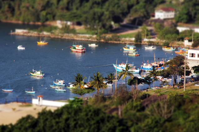 Barcos de pesca da Colônia de Pescadores do Sítio Histórico Parque da Prainha, em Vila Velha, no Espírito Santo