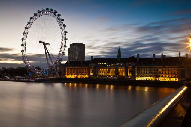 Inaugurada em 1999, a roda-gigante de Londres é também conhecida como Millennium Wheel
