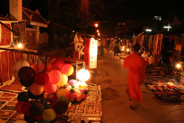 Mercado noturno de Luang Prabang