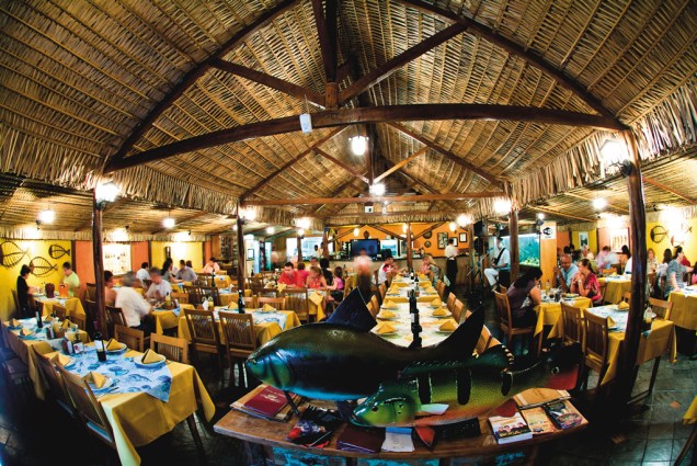 Restaurante Choupana, em Manaus, tem pescados e pratos regionais no cardápio