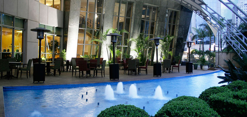 Área externa do <strong>Meliá Jardim Europa</strong>, localizado em <a href="https://viajeaqui.abril.com.br/cidades/br-sp-sao-paulo" rel="São Paulo" target="_blank">São Paulo</a>, <a href="https://viajeaqui.abril.com.br/estados/br-sao-paulo" rel="São Paulo" target="_blank">São Paulo</a>