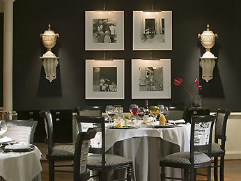 Aquarelle Restaurant é uma das opções de restaurante<strong> no Mercure Grand Parque Ibirapuera</strong>, localizado em <a href="https://viajeaqui.abril.com.br/cidades/br-sp-sao-paulo" rel="São Paulo" target="_blank">São Paulo</a>, <a href="https://viajeaqui.abril.com.br/estados/br-sao-paulo" rel="São Paulo" target="_blank">São Paulo</a>