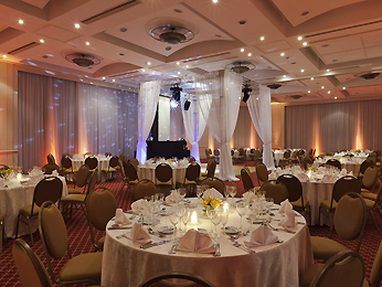 Salão de eventos do <strong>Mercure Grand Parque Ibirapuera</strong>, localizado em <a href="https://viajeaqui.abril.com.br/cidades/br-sp-sao-paulo" rel="São Paulo" target="_blank">São Paulo</a>, <a href="https://viajeaqui.abril.com.br/estados/br-sao-paulo" rel="São Paulo" target="_blank">São Paulo</a>