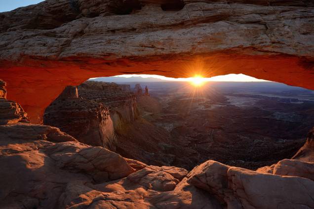 Mesa Arch, Canyonlands National Park, Utah, EUA Mesa Arch, Canyonlands National Park, Utah, EUA