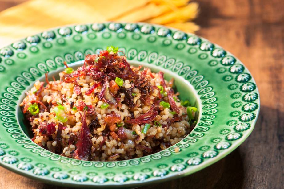 Mexidão da Zú (mexido de arroz, feijão, ovos caipiras, bacon, linguiça e filé mignon) do restaurante Gosto com Gosto, em Visconde de Mauá, Rio de Janeiro