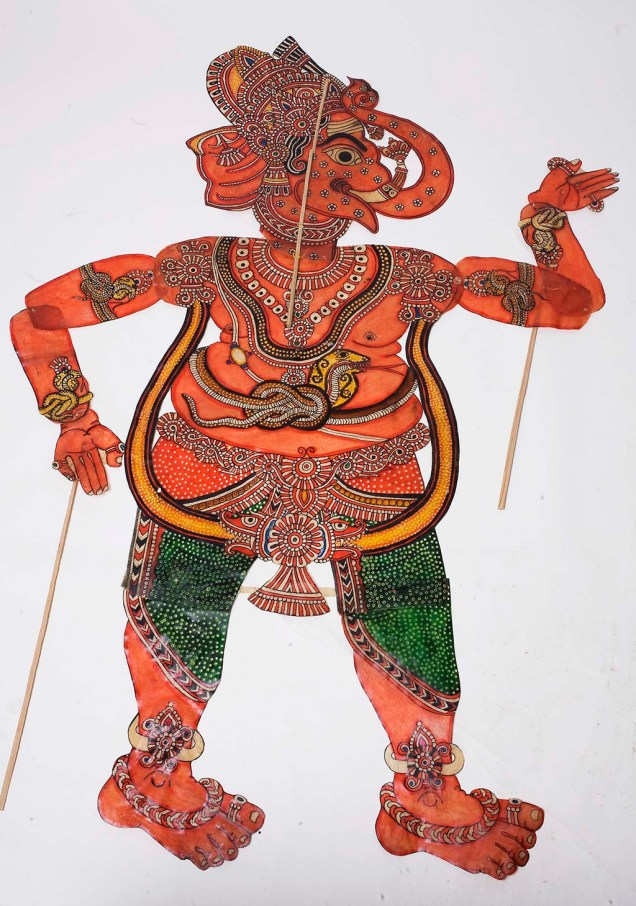 Boneco de sombra que representa a divindade hinduísta Ganesh