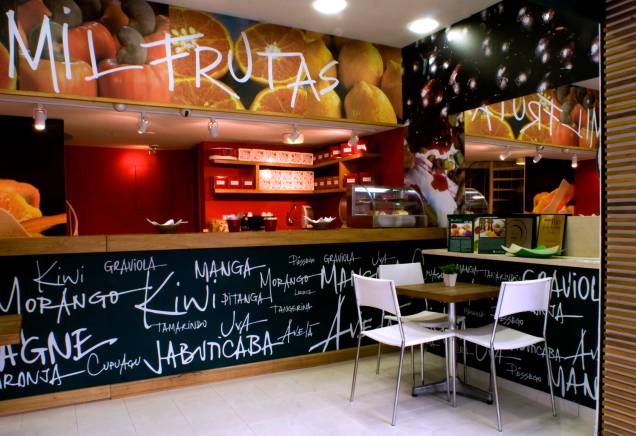 Sorveteria Mil Frutas no Jardim Botânico, Rio de Janeiro Sorveteria Mil Frutas no Jardim Botânico, Rio de Janeiro
