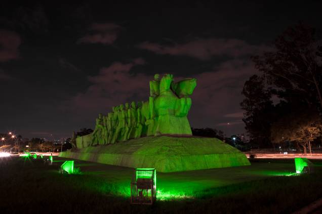 <strong>São Paulo (SP) — Monumento às Bandeiras</strong>A obra do escultor ítalo-brasileiro Victor Brecheret é iluminada pelo segundo ano consecutivo