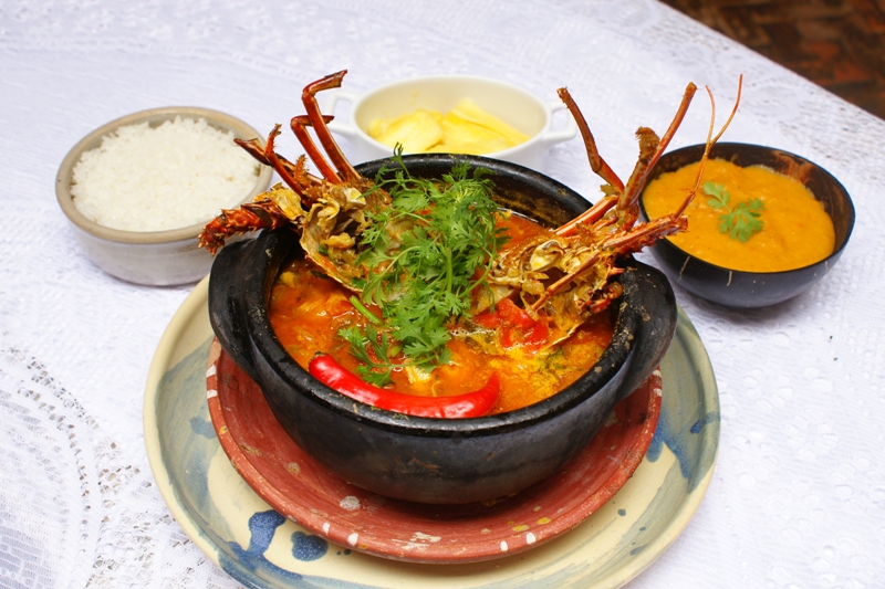 Moqueca Trilogia do Mar do restaurante <strong>Casa de Tereza</strong>, em <a href="https://viajeaqui.abril.com.br/cidades/br-ba-salvador" rel="Salvador" target="_blank">Salvador</a>, na <a href="https://viajeaqui.abril.com.br/estados/br-bahia" rel="Bahia" target="_blank">Bahia</a>