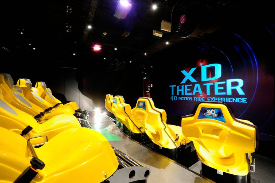 Cinema 4D do navio de cruzeiros Fantasia, da companhia MSC Cruzeiros. Cinema 4D do navio de cruzeiros Fantasia, da companhia MSC Cruzeiros.