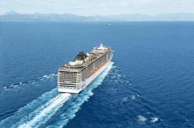 Vista aérea do navio MSC Splendida, da MSC Cruzeiros Vista aérea do navio MSC Splendida, da MSC Cruzeiros