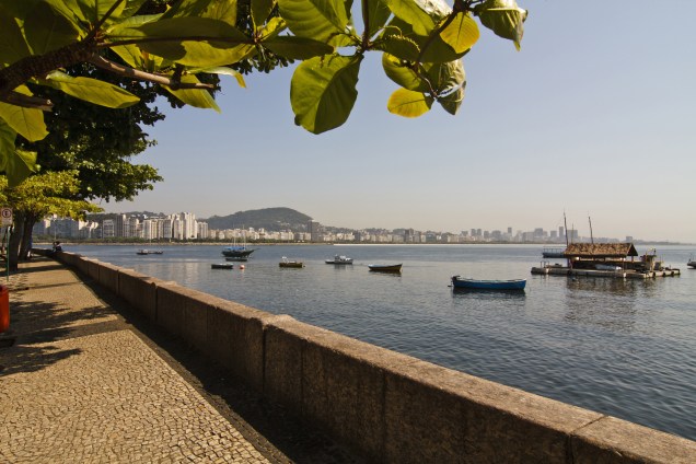 Mureta voltada para a baía do Bar Urca, no Rio de Janeiro