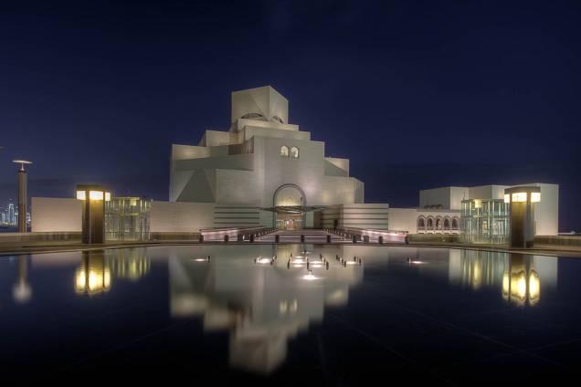 O arquiteto I. M. Pei, projetista do Museu de Arte Islâmica de Doha é mais conhecido como o autor da pirâmide de vidro do Louvre de Paris