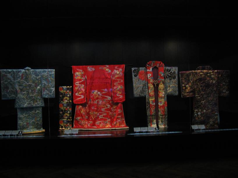 Quimonos expostos no Museu Nacional de Tóquio