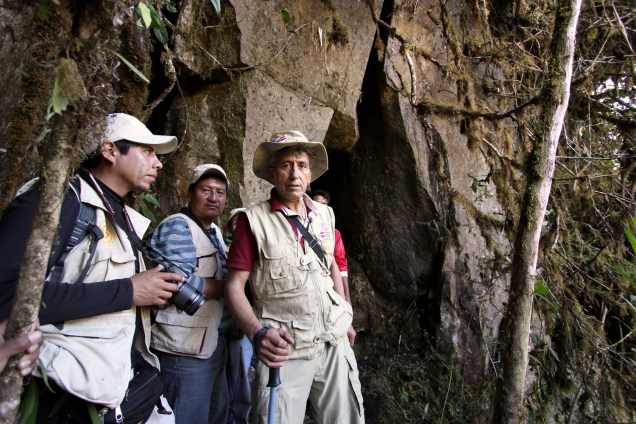 Fernando Astete e pesquisadores no Parque Nacional de Machu Picchu