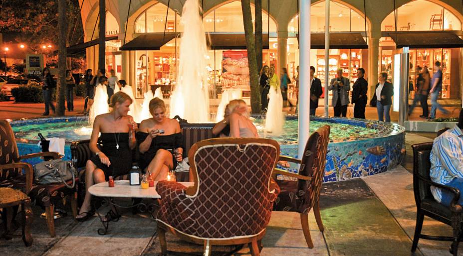 Chafariz no calçadão da Lincoln Road, em South Beach Chafariz no calçadão da Lincoln Road, em South Beach