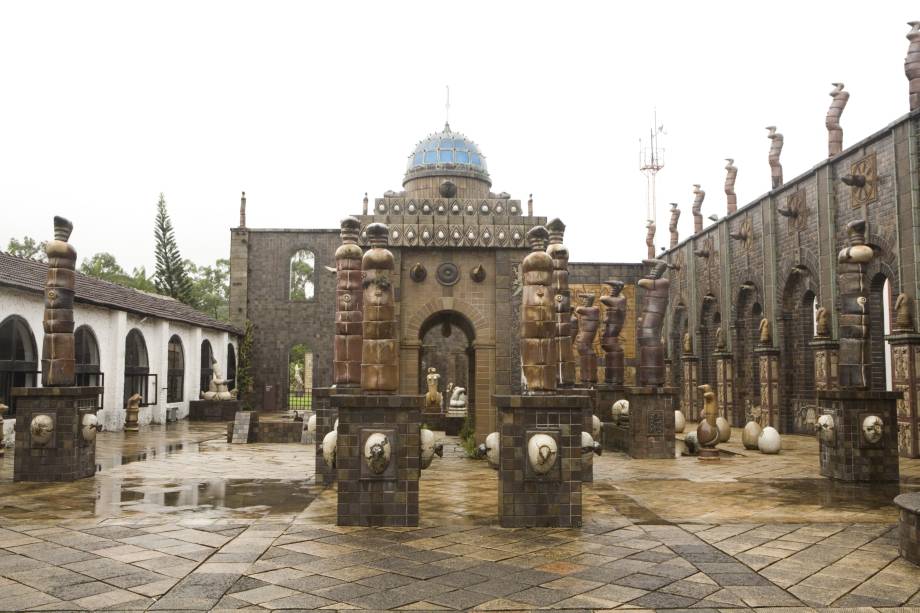Oficina de Cerâmica Francisco Brennand Viagem e Turismo Oficina de Cerâmica Francisco Brennand Viagem e Turismo