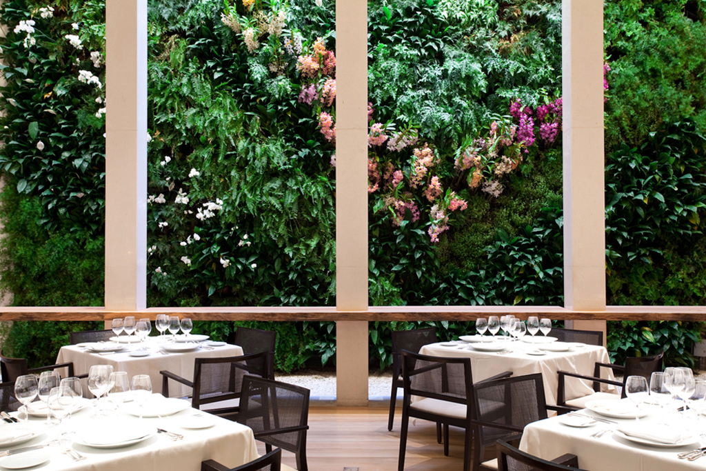 Restaurante do hotel Emiliano em São Paulo - SP