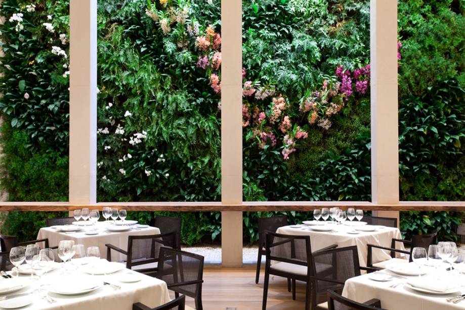 Restaurante do hotel Emiliano em São Paulo - SP
