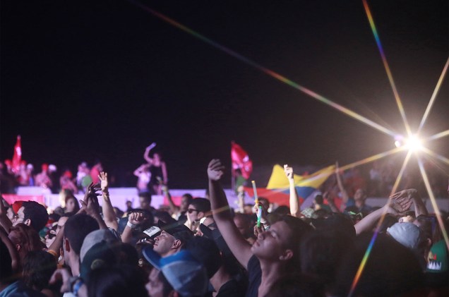 Entre os dias 3 e 5 de janeiro, ocorre a festa de música eletrônica Summerland, em Cartagena, Colômbia