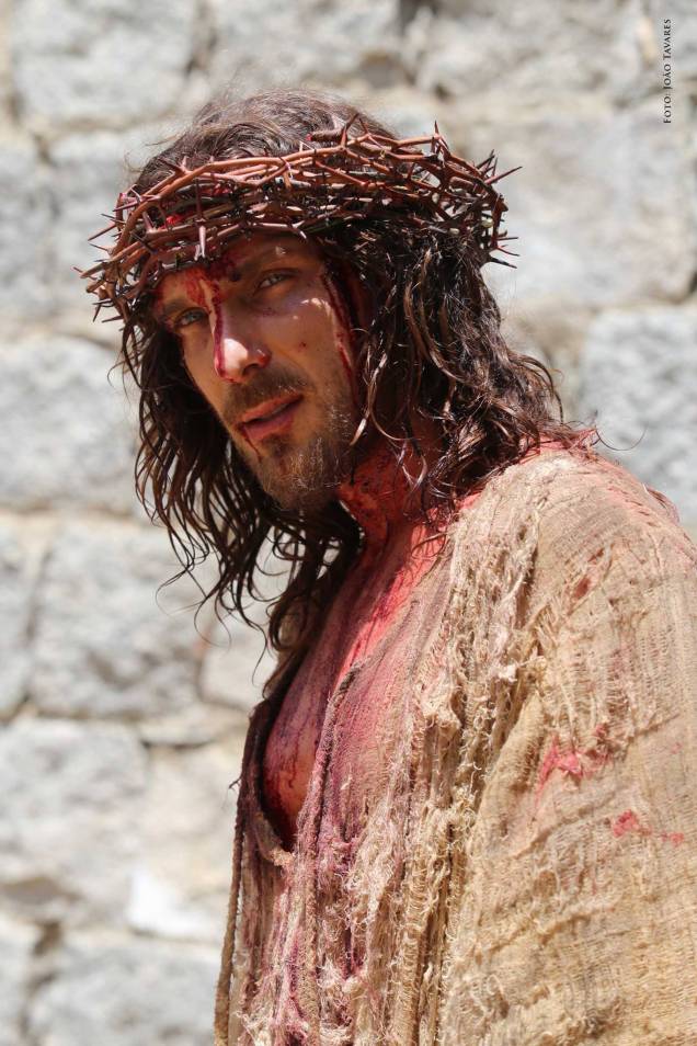 <strong>NOVA JERUSALÉM + RECIFE</strong>Para celebrar o lado mais religioso da Páscoa, as três noites em <a href="https://viajeaqui.abril.com.br/cidades/br-pe-recife" rel="Recife" target="_blank">Recife</a>, no midscale <a href="https://www.marante.com.br/" rel="Marante Plaza Hotel" target="_blank">Marante Plaza Hotel</a>, incluem traslado até Nova Jerusalém, a 183 km, e ingresso para o <a href="https://viajeaqui.abril.com.br/cidades/br-pe-fazenda-nova/fotos" rel="espetáculo Paixão de Cristo" target="_blank">espetáculo Paixão de Cristo</a>, estrelado por Bianca Rinaldi, Igor Rickli e Fiuk.<strong>Quando:</strong> em 24 de março<strong>Quem leva:</strong> <a href="https://www.stellabarros.com.br/" rel="Stella Barros" target="_blank">Stella Barros</a><strong>Quanto:</strong> R$ 1 664 <strong>NOVA JERUSALÉM + RECIFE</strong>Para celebrar o lado mais religioso da Páscoa, as três noites em <a href="https://viajeaqui.abril.com.br/cidades/br-pe-recife" rel="Recife" target="_blank">Recife</a>, no midscale <a href="https://www.marante.com.br/" rel="Marante Plaza Hotel" target="_blank">Marante Plaza Hotel</a>, incluem traslado até Nova Jerusalém, a 183 km, e ingresso para o <a href="https://viajeaqui.abril.com.br/cidades/br-pe-fazenda-nova/fotos" rel="espetáculo Paixão de Cristo" target="_blank">espetáculo Paixão de Cristo</a>, estrelado por Bianca Rinaldi, Igor Rickli e Fiuk.<strong>Quando:</strong> em 24 de março<strong>Quem leva:</strong> <a href="https://www.stellabarros.com.br/" rel="Stella Barros" target="_blank">Stella Barros</a><strong>Quanto:</strong> R$ 1 664