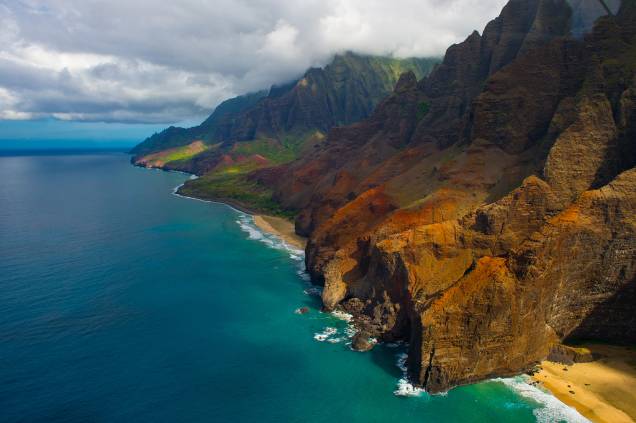 Pali Coast, na ilha de Kauai, Havaí Pali Coast, na ilha de Kauai, Havaí