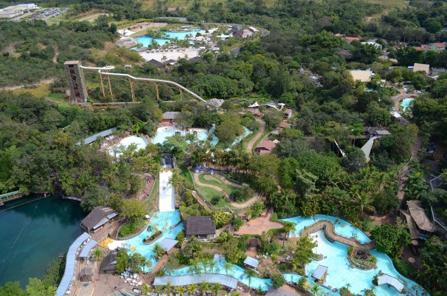 <strong>7. <a href="https://viajeaqui.abril.com.br/estabelecimentos/br-go-rio-quente-atracao-hot-park" rel="Hot Park - Rio Quente, Goiás" target="_blank">Hot Park - Rio Quente, Goiás</a></strong> <strong>7. <a href="https://viajeaqui.abril.com.br/estabelecimentos/br-go-rio-quente-atracao-hot-park" rel="Hot Park - Rio Quente, Goiás" target="_blank">Hot Park - Rio Quente, Goiás</a></strong>