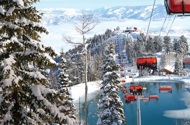 <strong>10. <a href="/materias/park-city-os-perigos-e-atracoes-de-esquiar-na-regiao" rel="10. Park City, nos Estados Unidos" target="_blank">Park City, nos Estados Unidos</a></strong>    A cidade de Utah recebe o festival de Sundance. Os teleféricos sobrevoam o Orange Bubble Express e Canyons