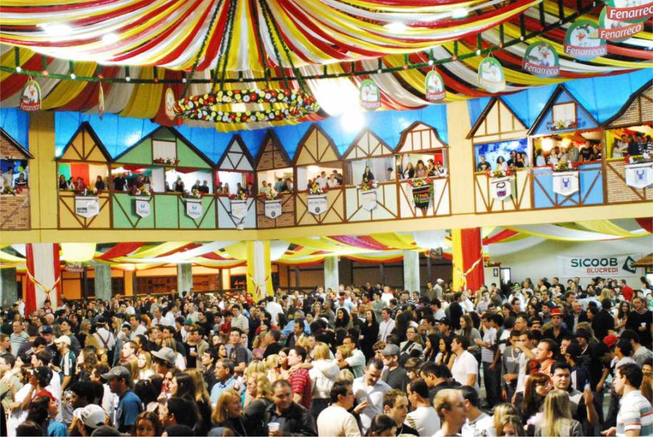 Pavilhão da Festa Nacional do Marreco - Fenarreco, em Brusque, Santa Catarina