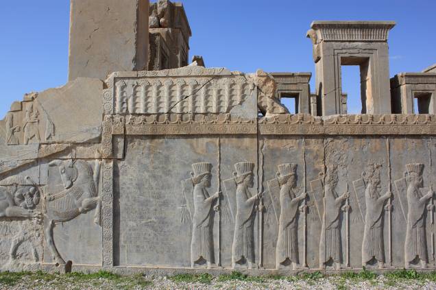 Ruínas de Persépolis, que ainda dão pistas de como era o poder do Império Persa