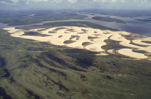 Vista aérea do Delta do Rio Parnaíba no estado de Piauí