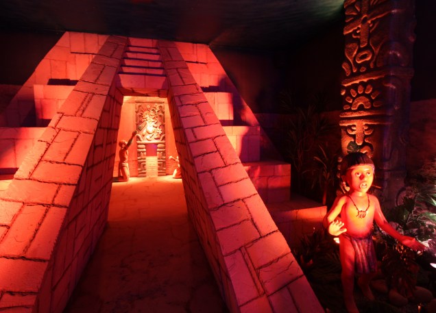 Salas interativas reconstroem a história do chocolate no museu de 1,6 mil metros quadrados. O passeio inclui a sala da pirâmide asteca (foto), que conta a crença daquele povo no Deus Quetzalcoatl, que teria dado a eles as primeiras sementes de cacau, além da galeria da história e outros ambientes interativos