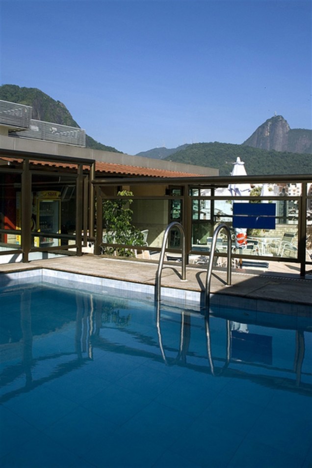 Piscina do hotel Mar Palace, no Rio de Janeiro