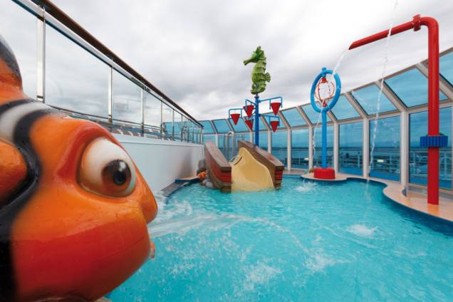 Piscina infantil é uma das opções para se divertir com as crianças Piscina infantil é uma das opções para se divertir com as crianças