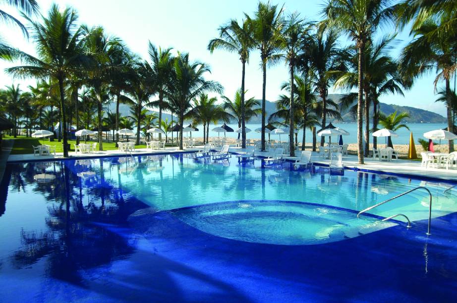 <strong><a href="http://viajeaqui.abril.com.br/paises/italia" rel="Itália:" target="_blank">Itália:</a> <a href="http://viajeaqui.abril.com.br/cidades/br-rj-mangaratiba" rel="Mangaratiba (RJ)" target="_blank">Mangaratiba (RJ)</a> </strong> O grande diferencial do<a href="http://viajeaqui.abril.com.br/estabelecimentos/br-rj-mangaratiba-hospedagem-portobello-resort-safari" rel=" Portobello Resort & Safari" target="_blank"><strong> Portobello Resort & Safari</strong></a>, onde os italianos se acomodam, é o minissafári. Mas, além disso, o hotel também tem piscinas, salas de cinema e todos os quartos têm vista para o mar.