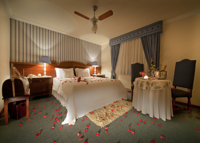 Suíte Premium da Pousada Cravo e Canela, em <a href="https://viajeaqui.abril.com.br/cidades/br-rs-canela" rel="Canela" target="_blank">Canela</a>, no <a href="https://viajeaqui.abril.com.br/estados/br-rio-grande-do-sul" rel="Rio Grande do Sul" target="_blank">Rio Grande do Sul</a> Suíte Premium da Pousada Cravo e Canela, em <a href="https://viajeaqui.abril.com.br/cidades/br-rs-canela" rel="Canela" target="_blank">Canela</a>, no <a href="https://viajeaqui.abril.com.br/estados/br-rio-grande-do-sul" rel="Rio Grande do Sul" target="_blank">Rio Grande do Sul</a>