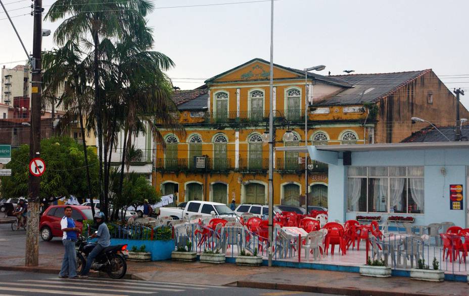 A Praça do Pescador, um dos pontos de encontro da cidade paraense de <a href="http://viajeaqui.abril.com.br/cidades/br-pa-santarem" rel="Santarém" target="_blank">Santarém</a>