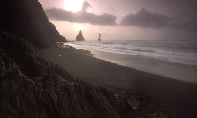 A beleza das praias vulcânicas na <a href="https://viajeaqui.abril.com.br/paises/finlandia" rel="Finlândia" target="_self">Finlândia</a> A beleza das praias vulcânicas na <a href="https://viajeaqui.abril.com.br/paises/finlandia" rel="Finlândia" target="_self">Finlândia</a>